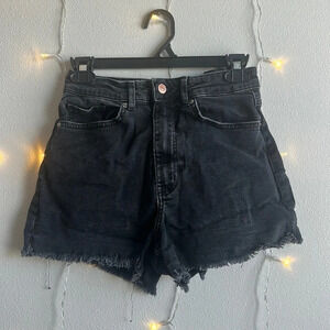 H&M High Waisted Jean Shorts 🖤​​​​​​​